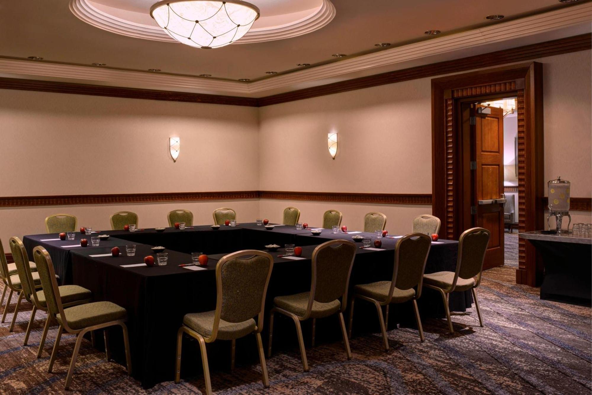 Marriott At Center 3* Newport News