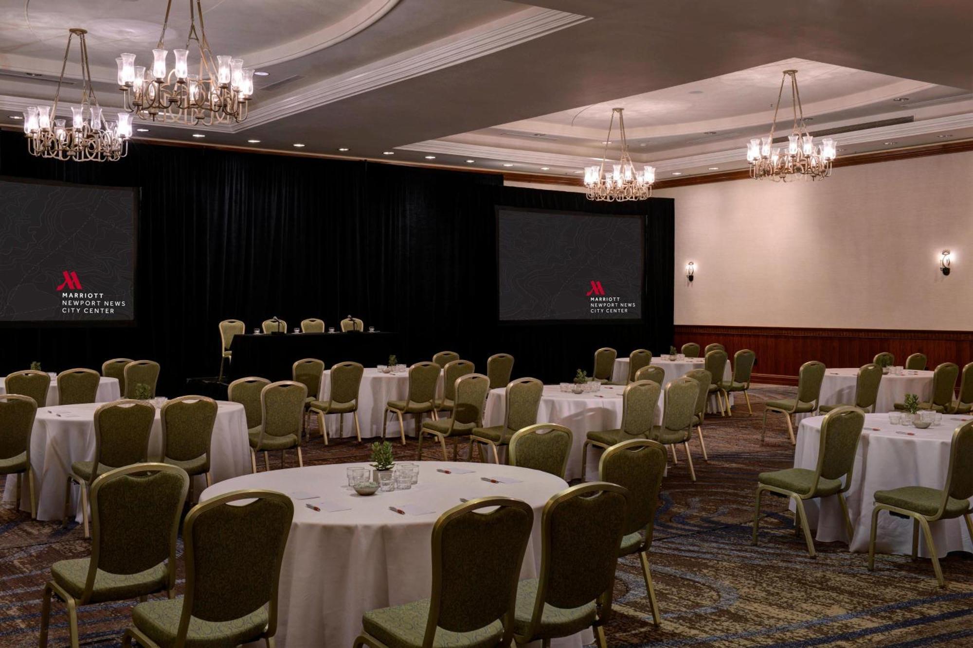Hotel Marriott At Center Newport News