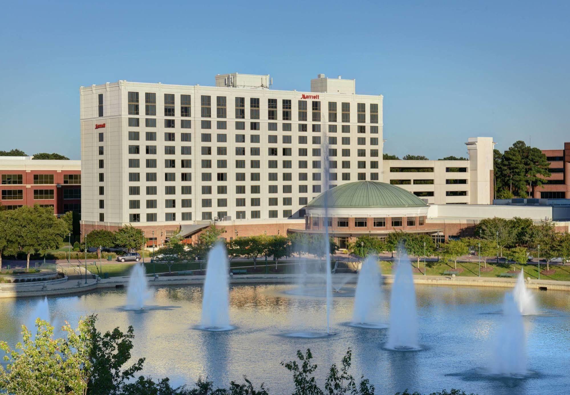 Marriott At Center Hotel 3*